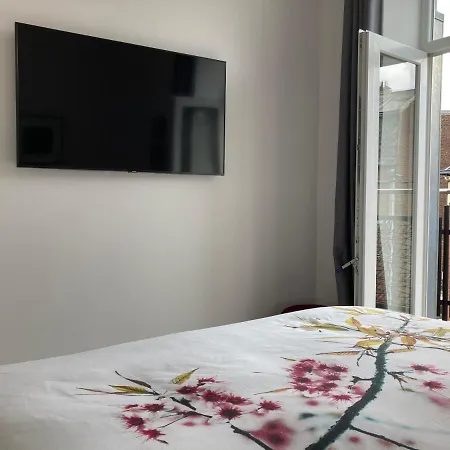 דירה Les Duplex De La Place Des Ecoles