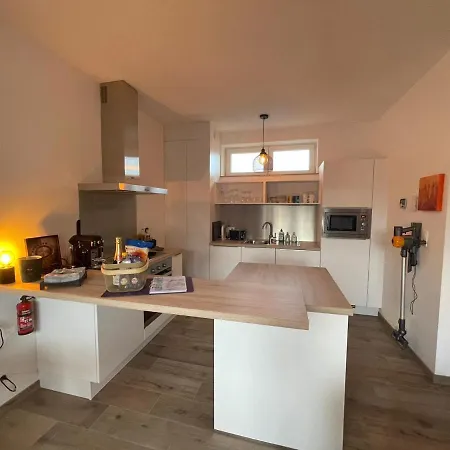 Les Duplex De La Place Des Ecoles