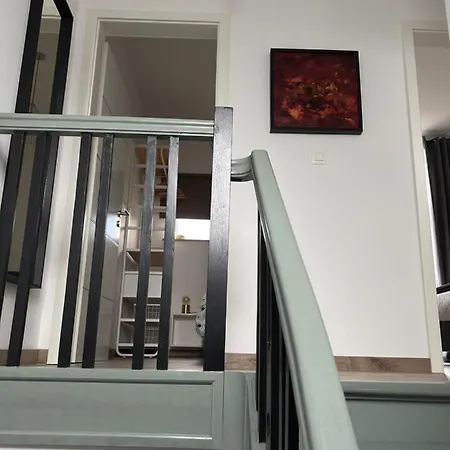 Les Duplex De La Place Des Ecoles